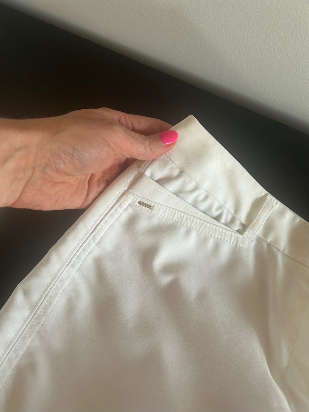 White House Black Market White Classic Bermuda Shorts - Picture 2 of 7